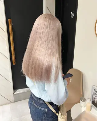 ミディアム デザイン🥇複雑履歴 ハイトーン特化のヘアスタイル