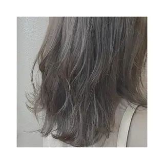 ミディアム カラー タカノ アツコのヘアスタイル
