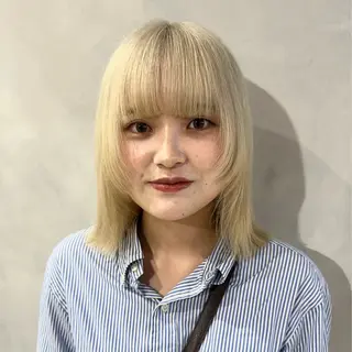 ショート カラー デザインカラー/パー マ🦖外岡咲希🦖のヘアスタイル