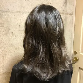 ミディアム カラー やすだ しおりのその他イメージ