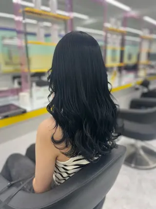 ミディアム カラー ヘアアレンジ ☁️縮毛矯正✖️ 透明感☁️りくのヘアスタイル