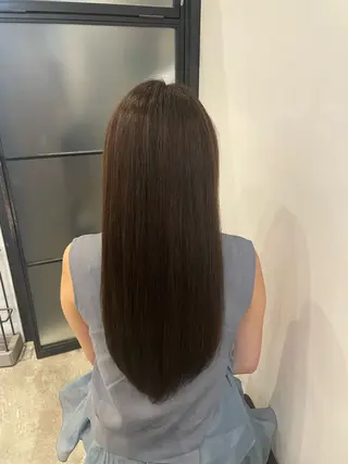 ロング ブリーチカラー/ 細川はるかのヘアスタイル