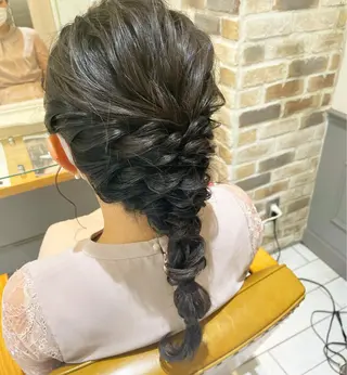 ロング ヘアアレンジ 佐久間 成恵のヘアスタイル