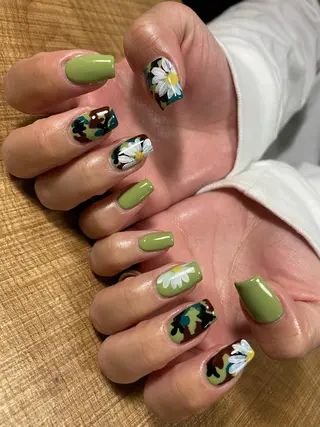 ネイル 安藤 Charlotteのネイルデザイン