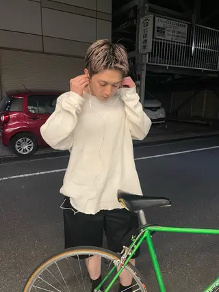 カラー メンズ レイヤーパーマ、ボブ 小須田ゆあのヘアスタイル