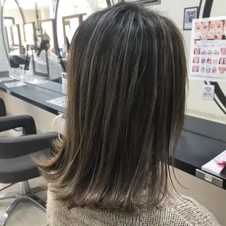 セミロング カラー Lien 深井店のヘアスタイル