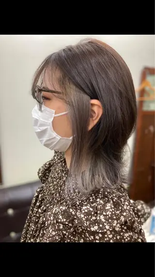 セミロング ヘアー・クロマチックノート所属・杣澤 詩乃のヘアスタイル