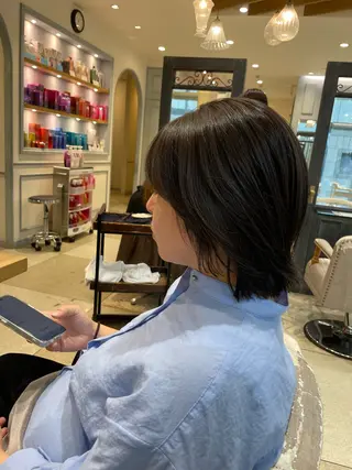 ショート 立川・くびれミディ 旬なデザインカラーのヘアスタイル