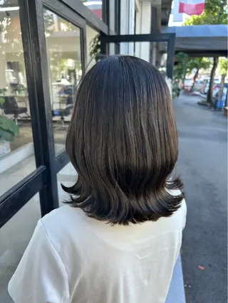 カラー 岡本 雅紀のヘアスタイル