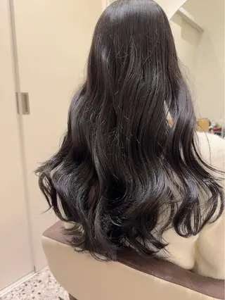 ロング カラー カラースペシャリスト ・齊藤 羽瑠輝のヘアスタイル