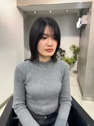 ショート カラー ヘアアレンジ ボブ/ツヤベージュ 🫧クルミ🌟のヘアスタイル
