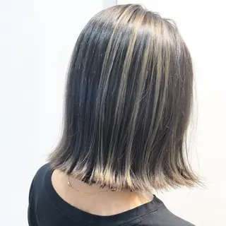 ミディアム カラー タカハシ ユウキのヘアスタイル