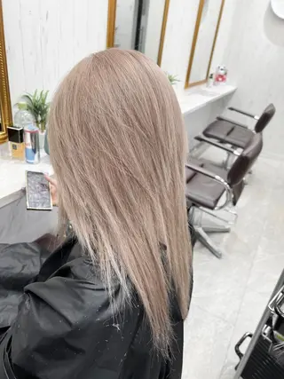 セミロング カラー D.C 池袋所属・TAKATO ✨ハイトーン✨のヘアスタイル