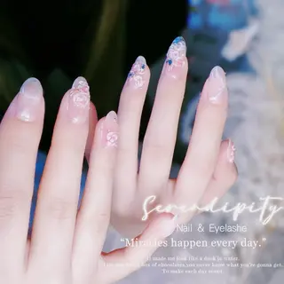 ネイル 美人計ネイルサロン所属・中山 美月のネイルデザイン