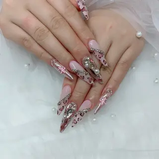 ネイル NAIL SALON Eclat しほのネイルデザイン