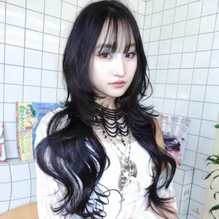 セミロング カラー パーマ レイヤーカット ダブルカラーのヘアスタイル