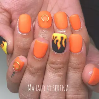 ショート カラー ネイル SUNNY BAE. SERINAのネイルデザイン