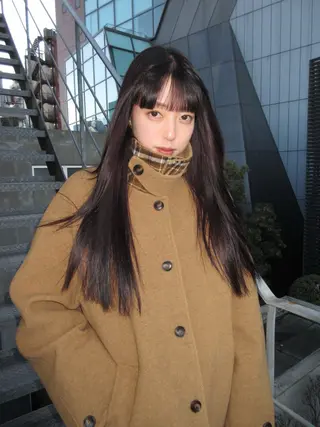 セミロング レイヤーカット\ウル フ　chinatsuのヘアスタイル