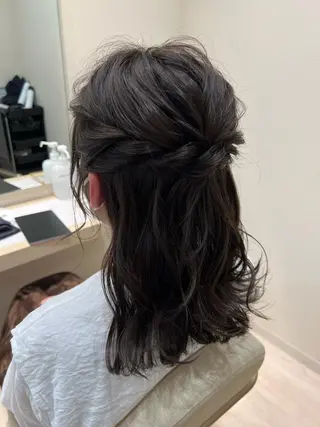 ミディアム mina .のヘアスタイル