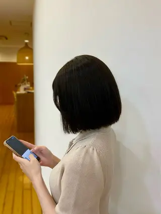 ショート カラー 安藤 美好のヘアスタイル