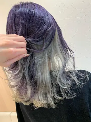 セミロング 店長ハイトーンカラー 柞山史奈のヘアスタイル