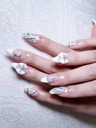 ネイル Ubuntu🎀 ネイルサロン✨のネイルデザイン