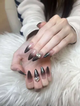 ネイル Noiranail_ studioのネイルデザイン