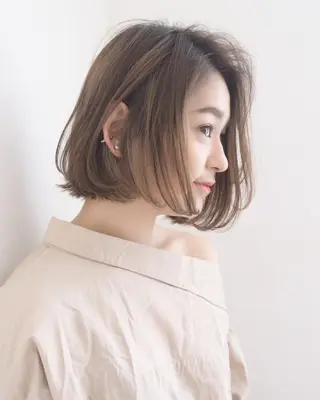 ミディアム KAMIGAMI所属・KAMIGAMI SAKAEのヘアスタイル