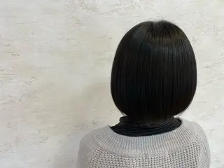 ミディアム Angelica／ WAKOのヘアスタイル