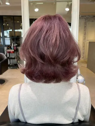 ショート カラー ヤマモト ミナミのヘアスタイル