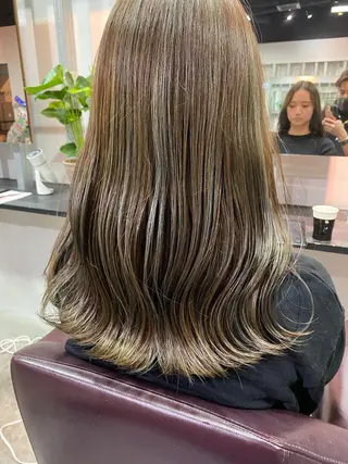 ロング 【レイヤーカット】 関根【コテ巻パーマ】のヘアスタイル