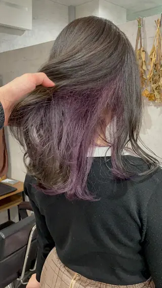 ミディアム カラー タカハシ ユウキのヘアスタイル