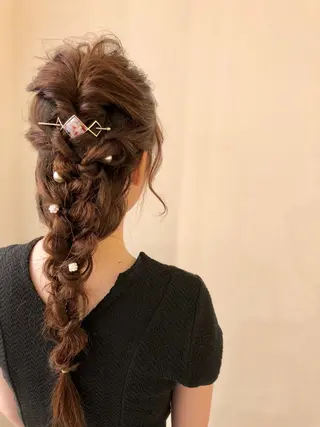 ロング ヘアアレンジ 鈴木 奈波のヘアスタイル