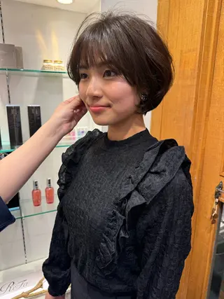 カラー 岡元 綺良のヘアスタイル
