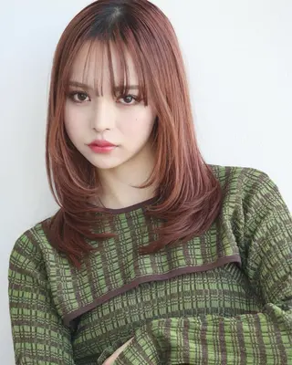 ミディアム KURO/韓国ヘア /レイヤーカットのヘアスタイル