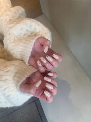 ネイル 藤井 里緒奈のネイルデザイン