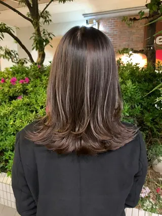 セミロング yukie🌷 /暖色🍒梅田サロンのヘアスタイル