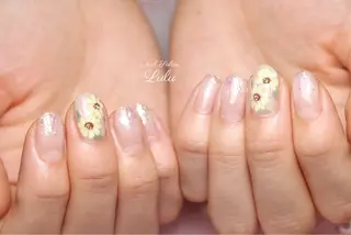 ネイル Lulu nail salon 南堀江店所属・西村 あやかのネイルデザイン