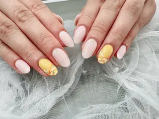 ネイル Renatus Nailのネイルデザイン