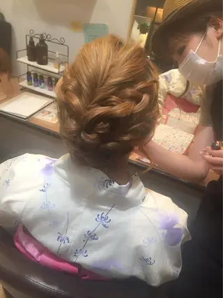 ミディアム SOL by  diarのヘアスタイル