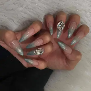 ネイル 井上春菜/長さだし パラジェルフィルインのネイルデザイン