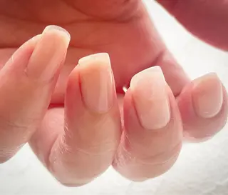 メンズ ネイル Chérinail 爪のお手入れのネイルデザイン