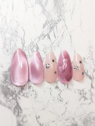 ネイル tiele所属・⚜️salon tiele⚜️Ayaのネイルデザイン