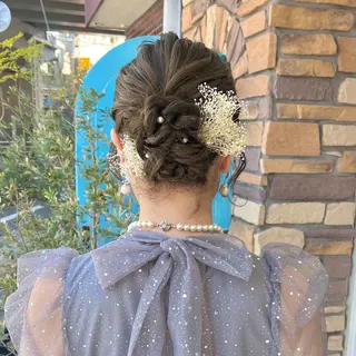ミディアム ヘアアレンジ 伊藤 玲衣のヘアスタイル
