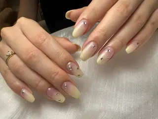 ネイル マンネイル所属・齊 匯楡のネイルデザイン