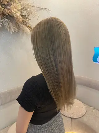 ロング Cloe 梅田店所属・光武 龍音のヘアスタイル