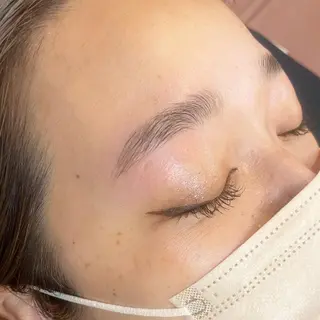 アイブロウ RINA le'abydamのマツエク・マツパデザイン