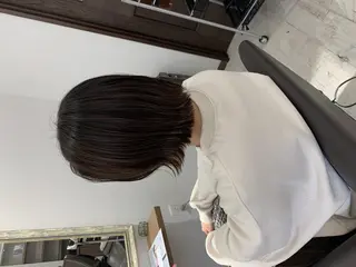 ミディアム 瀬尾 由希菜のヘアスタイル