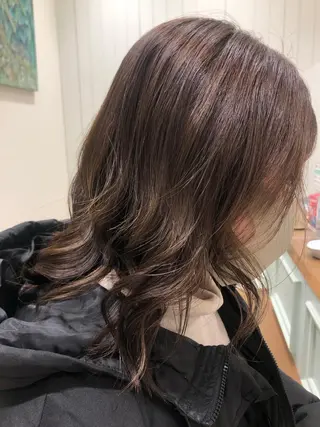 ミディアム カラー 韓国／大宮／レイヤー 🤍AYA🤍のヘアスタイル