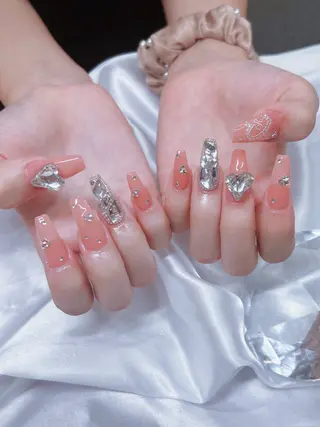 ネイル GO TODAY 横浜Solace店所属・Azuki Nail🎀のネイルデザイン